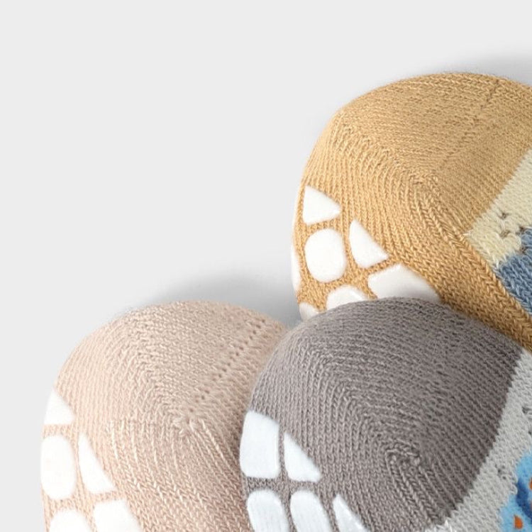 Sensori™ RoamPals Non-Slip Animal Crew Socks