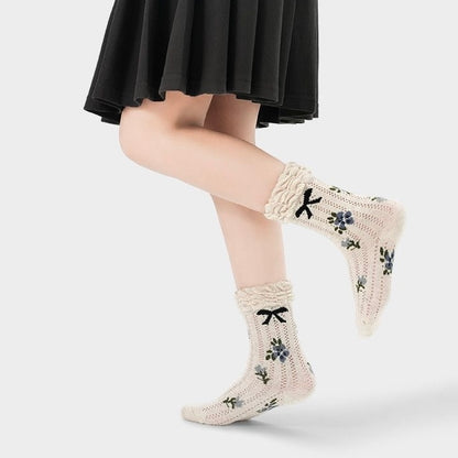 Sensori™ Vintage Florals & Bows Socks