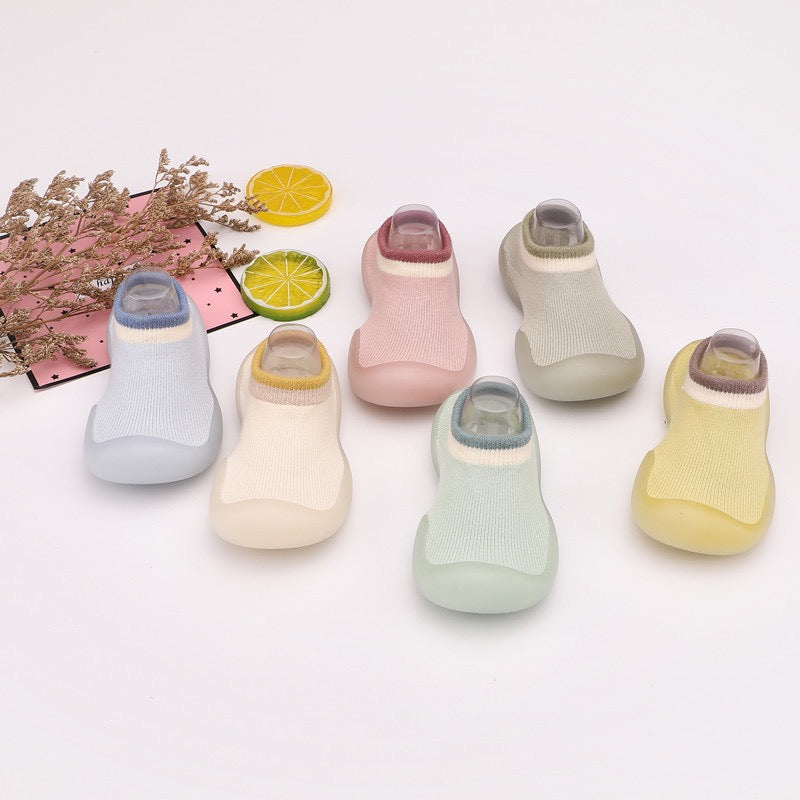 Sensori™ Cozy-Knit Barefoot Sock Shoes