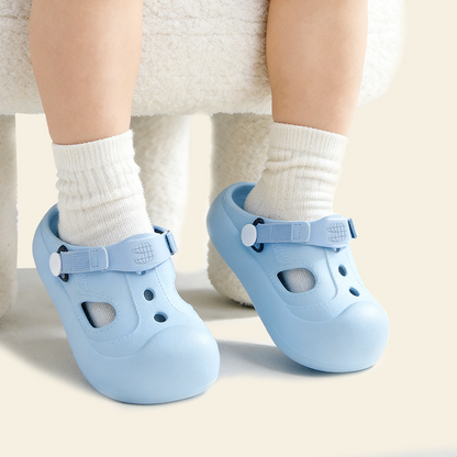 Sensori™ Retro Voyager Sandals