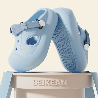 Sensori™ Retro Voyager Sandals