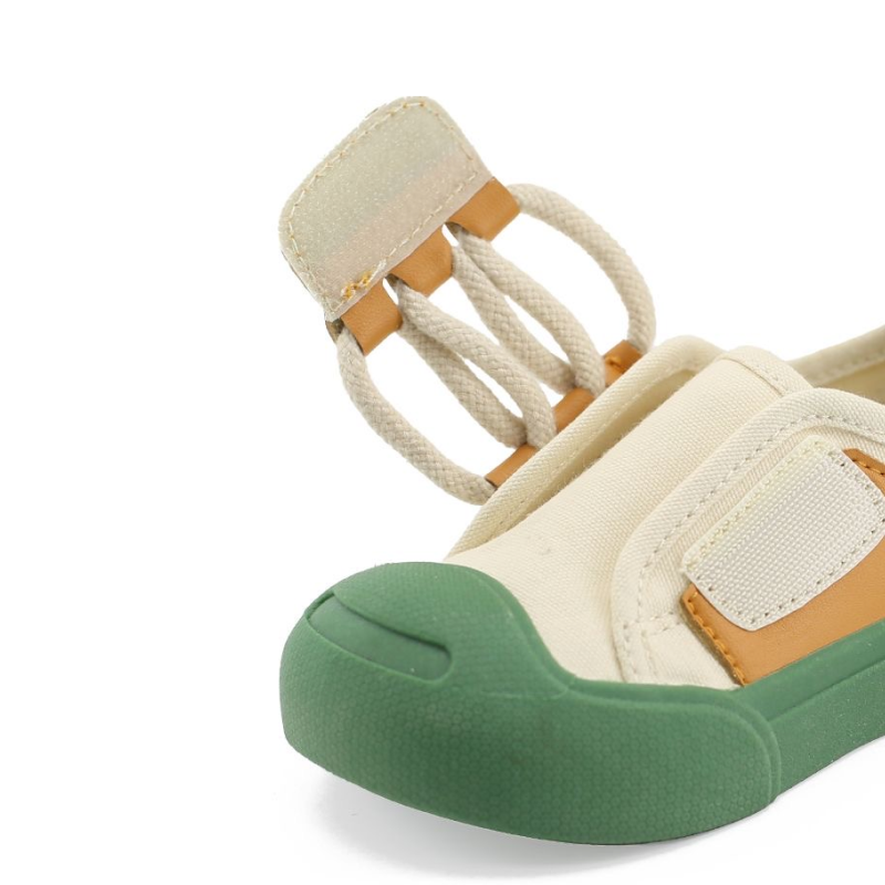 Sensori™ Classic Canvas Sneakers