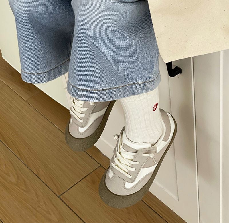 Sensori™ Retro Suede Sneakers