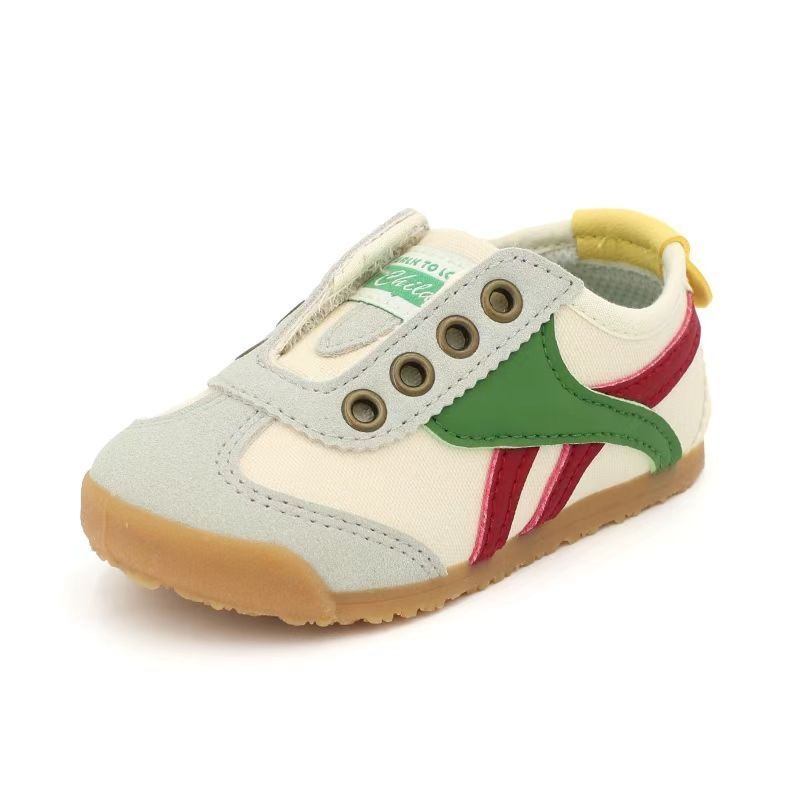 Sensori™ Retro Explorer Barefoot Sneakers