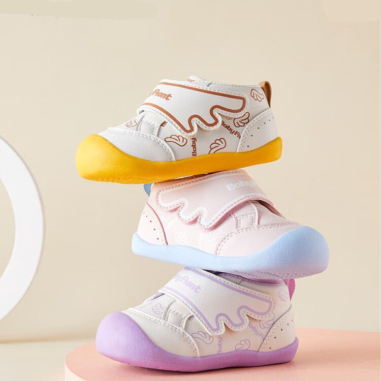 Sensori™ Winglet First-Walker Sneakers
