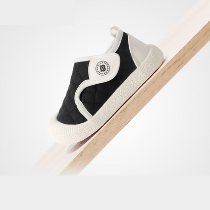 Sensori™ Pebble-Quilt First-Walker Sneakers